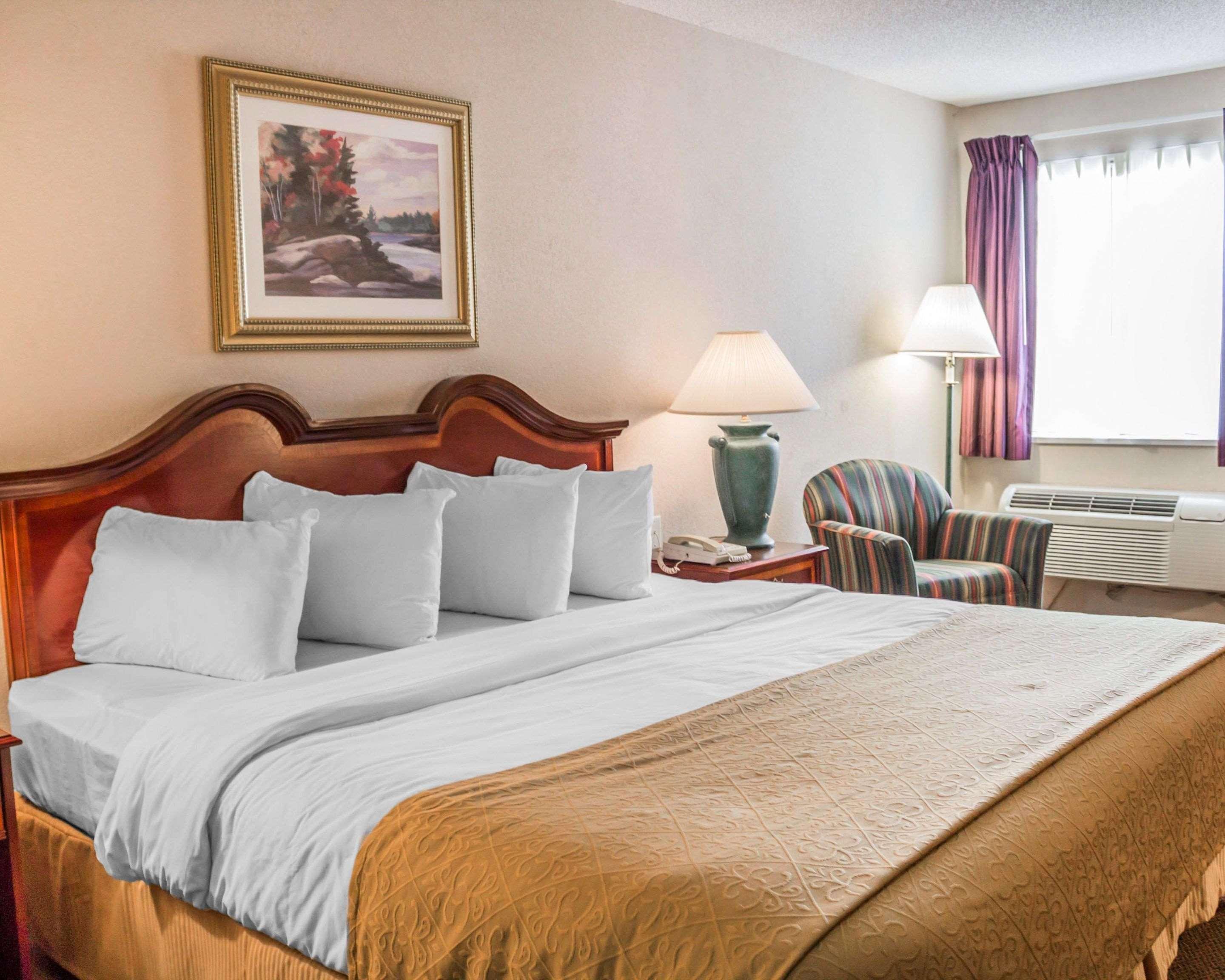 Quality Inn & Suites Manistique Extérieur photo