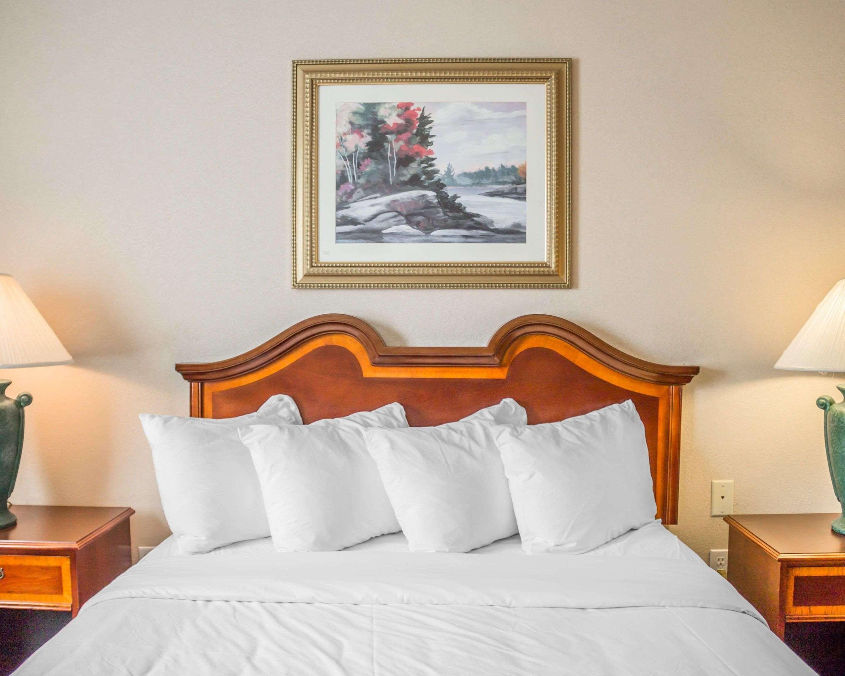 Quality Inn & Suites Manistique Extérieur photo