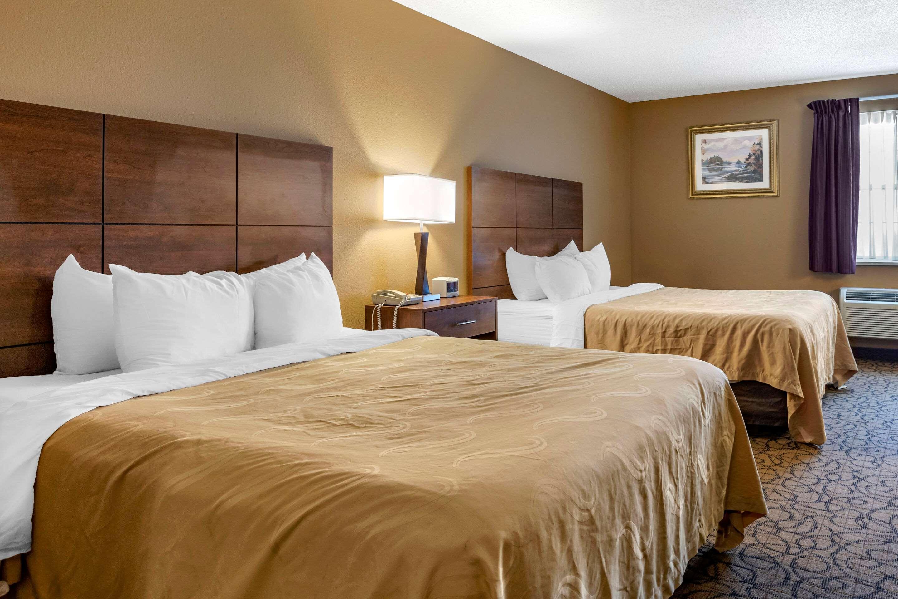 Quality Inn & Suites Manistique Extérieur photo