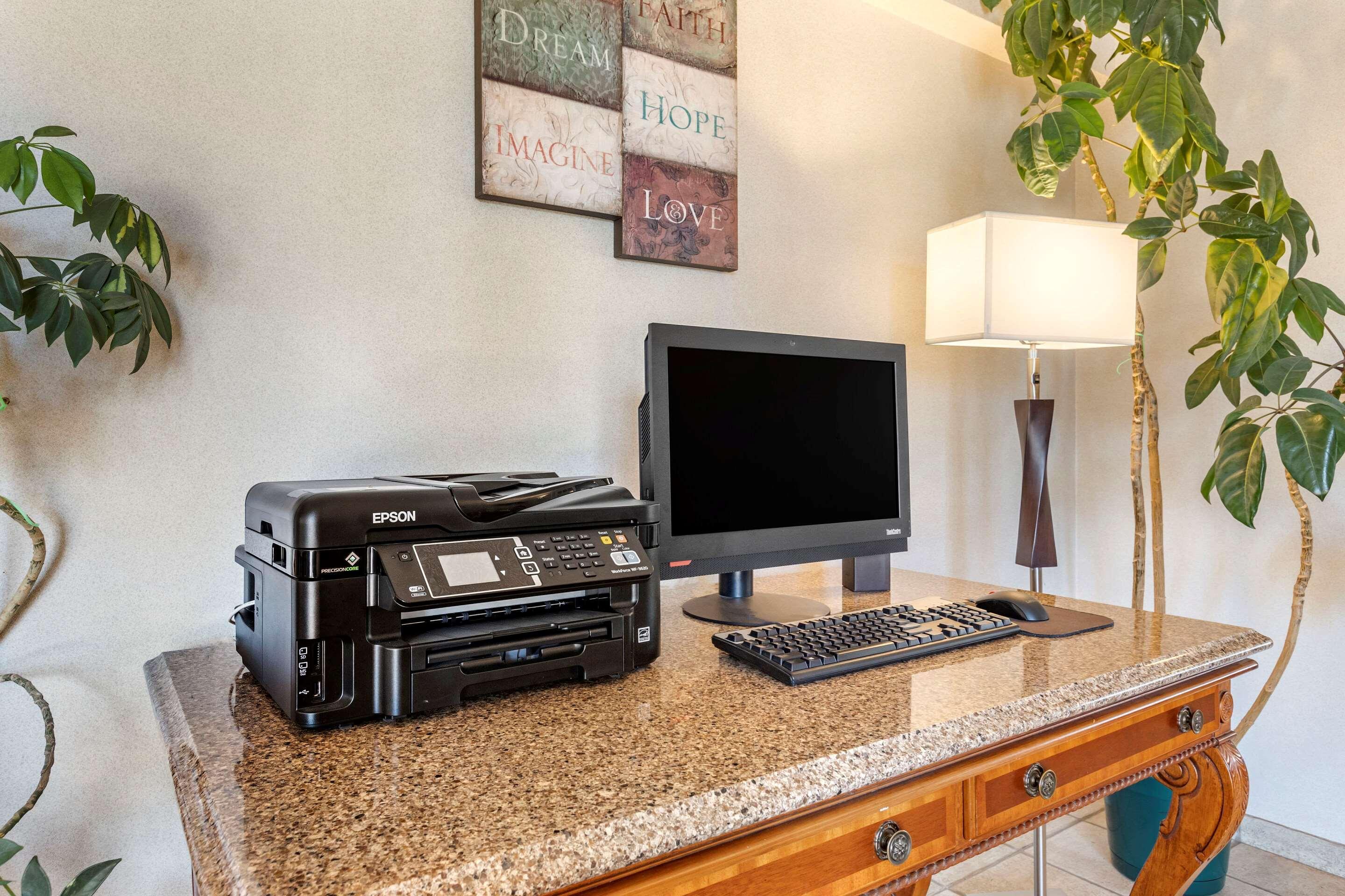 Quality Inn & Suites Manistique Extérieur photo
