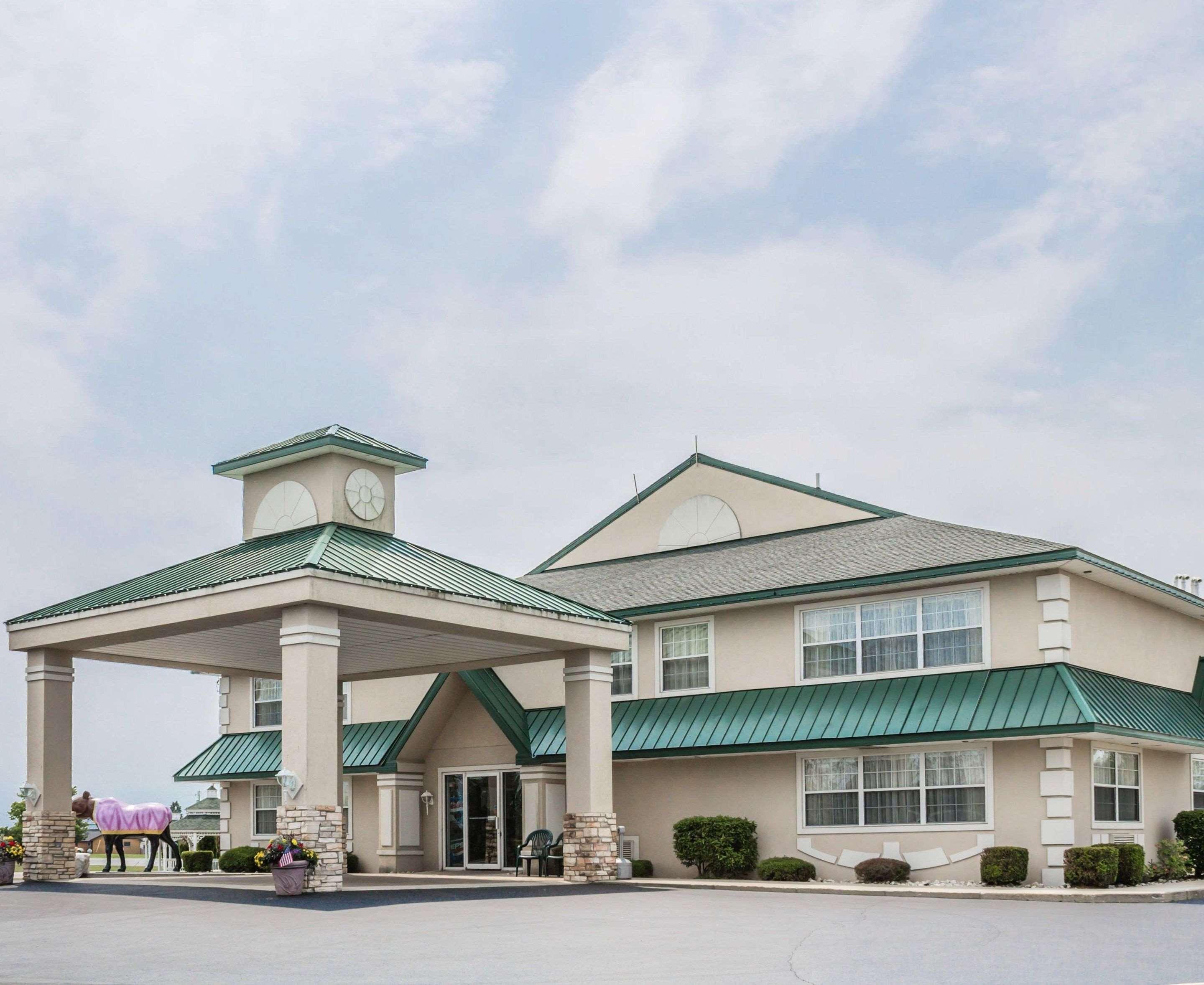 Quality Inn & Suites Manistique Extérieur photo