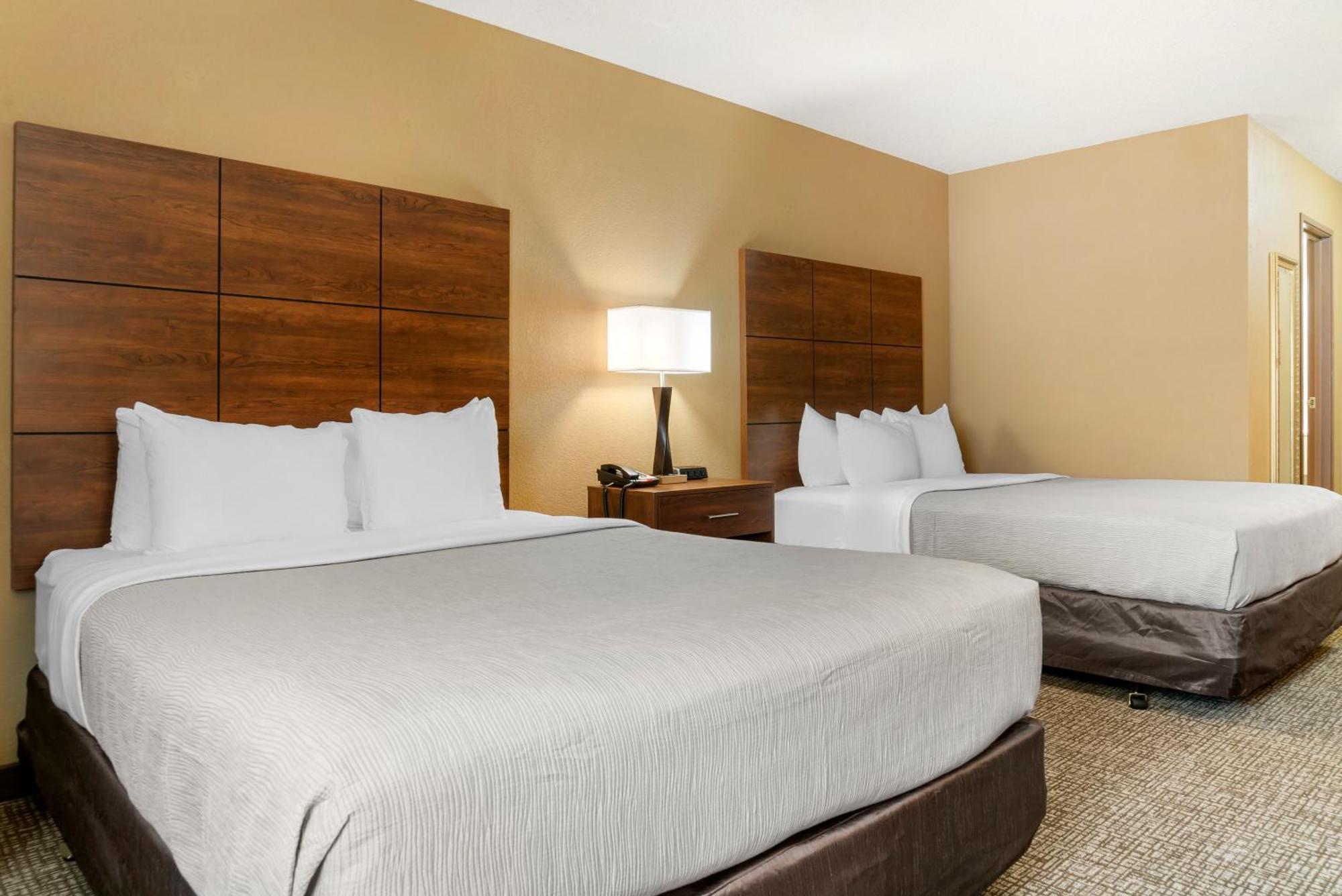 Quality Inn & Suites Manistique Extérieur photo