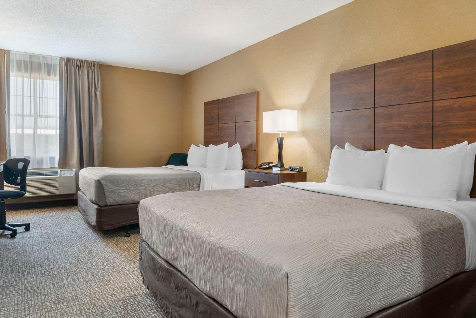 Quality Inn & Suites Manistique Extérieur photo